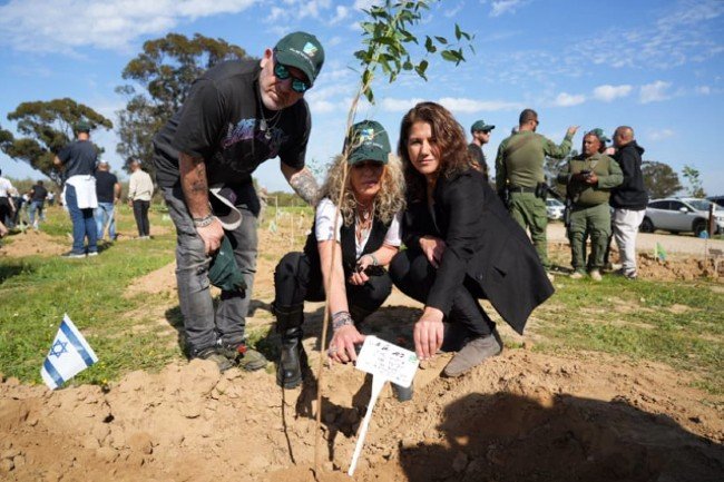 ISRAEL: "RESTORING GREENERY