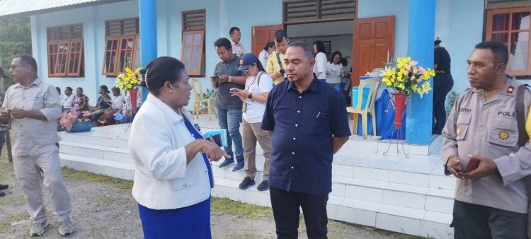 THE ACTING REGENT OF JAYAPURA ATTENDED THE CELEBRATION OF THE 78TH ANNIVERSARY OF THE INDONESIAN CHRISTIAN WOMEN'S ASSOCIATION.