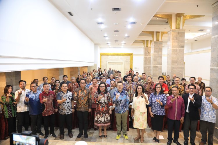 STRATEGIC STEP: TRANSFORMING THE QUALITY OF CHRISTIAN RELIGIOUS UNIVERSITIES IN INDONESIA