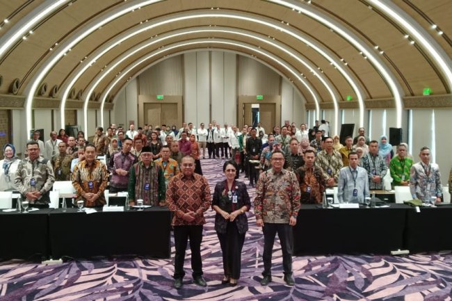 COORDINATION MEETING ON ORGANIZATION AND ADMINISTRATION OF THE MINISTRY OF RELIGIOUS AFFAIRS IN BALI: EFFORTS TO IMPROVE ORGANIZATIONAL EFFECTIVENESS AND PERFORMANCE