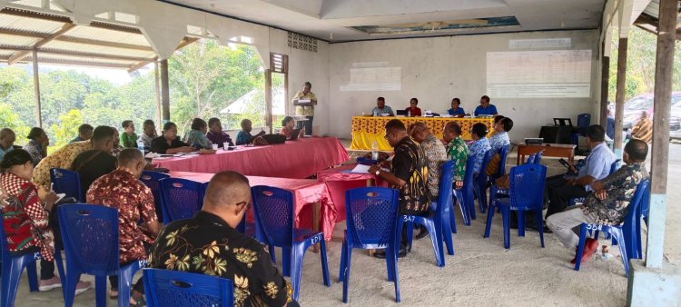 PEMBUKAAN RAPAT EVALUASI  TRIWULAN II KLASIS GKI PORT NUMBAY OLEH KETUA KLASIS PDT. ANDRIE W. TJOE, M.TH