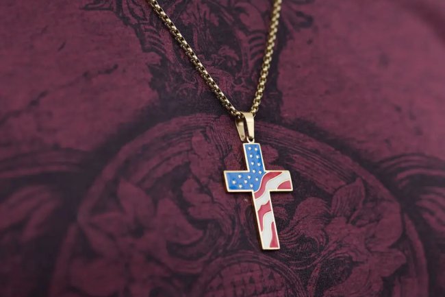 EVANGELICALS IN AMERICA DIVIDED: CHALLENGING THE NARRATIVE OF TRUMP AS GOD'S CHOSEN