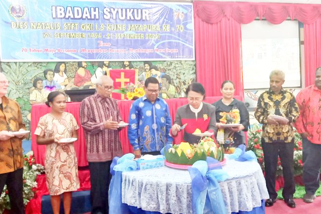 STFT GKI IZAAK SAMUEL KIJNE CELEBRATES ITS 70TH ANNIVERSARY WITH GRATITUDE AND JOY