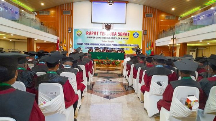 OTTOW GEISSLER PAPUA UNIVERSITY (UOGP) GRADUATES 142 UNDERGRADUATES AND POSTGRADUATES AT HORISON HOTEL KOTARAJA