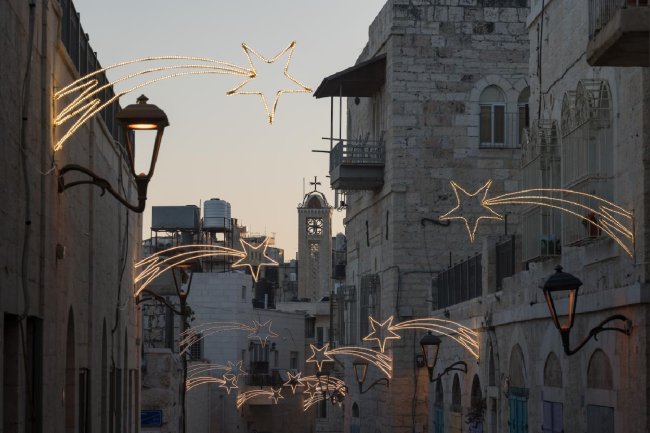 FOLLOW THE STAR OF BETHLEHEM, FOLLOW THE STAR OF JUSTICE